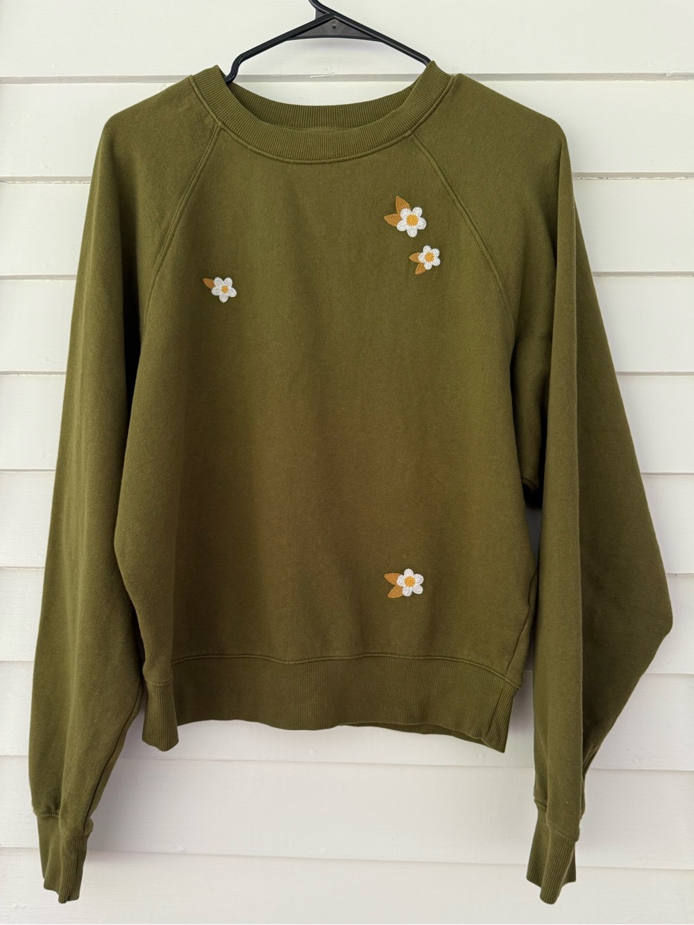 Old Navy | Olive Floral Embroidered Fleece Sweatshirt XS